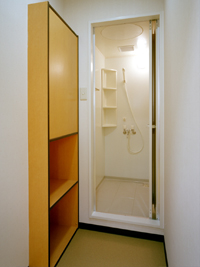 シャワールーム